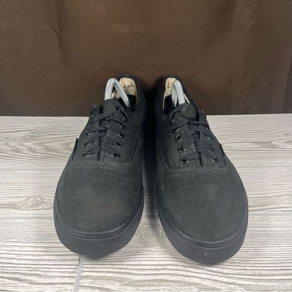 Vans Era Men’s 11 Black Sneaker Shoe - Picture 2 of 10